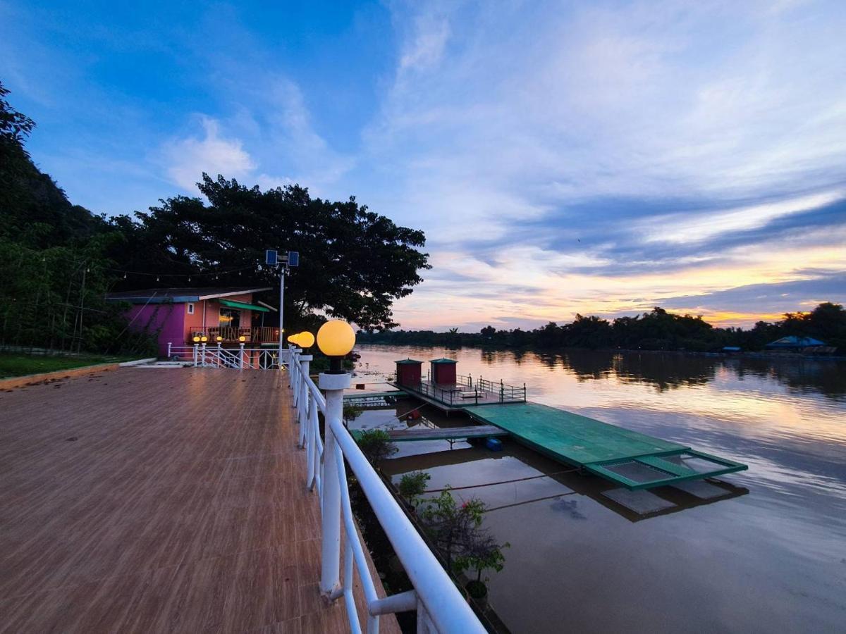 Golden Dragon Kanchanaburi Exterior foto