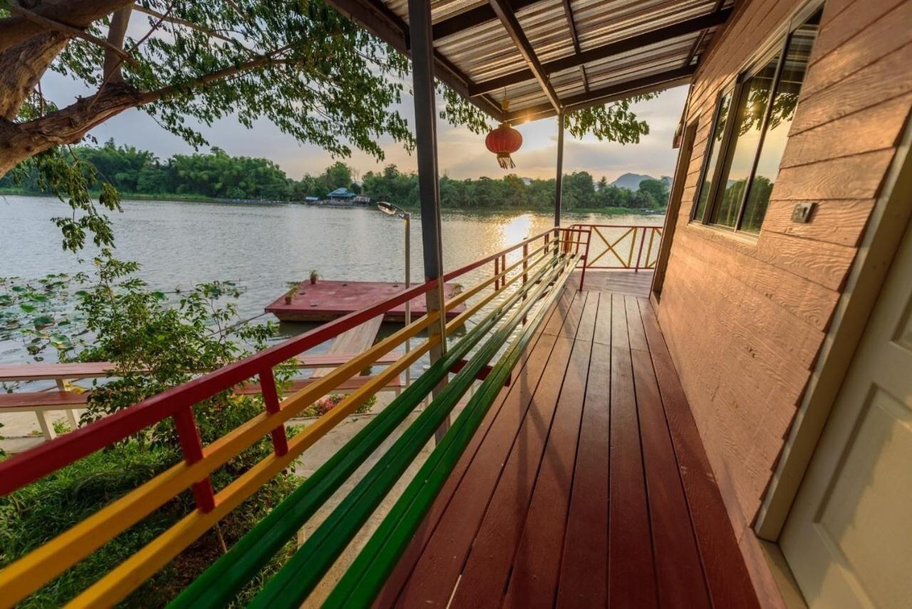 Golden Dragon Kanchanaburi Exterior foto